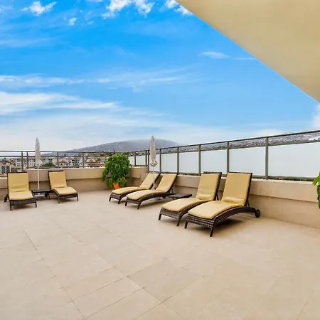 Elisium Apartamentos